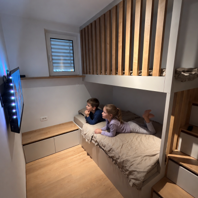 Bedroom with bunk bed